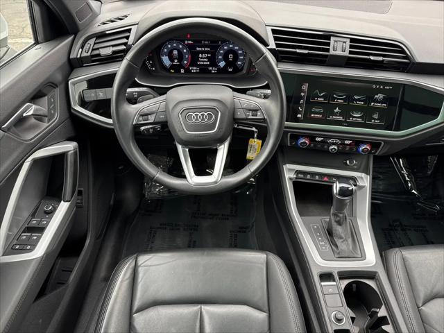 2025 Audi Q3 Premium 45 TFSI S line quattro Tiptronic