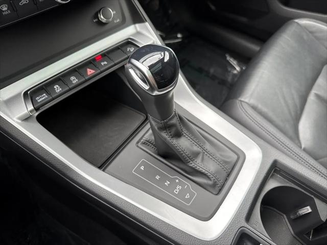 2025 Audi Q3 Premium 45 TFSI S line quattro Tiptronic