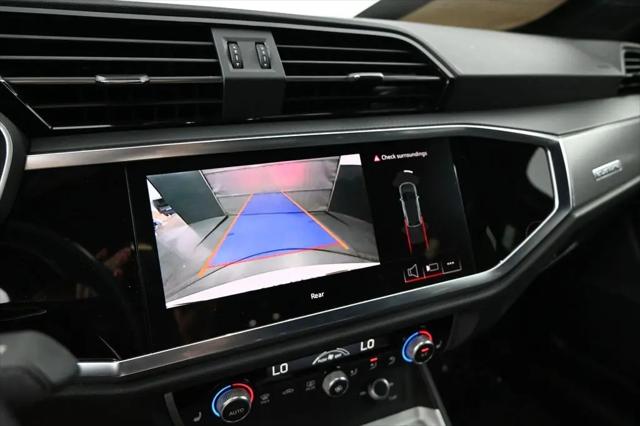 2025 Audi Q3 Premium 45 TFSI S line quattro Tiptronic