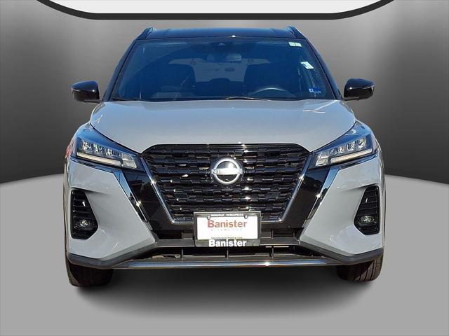 2023 Nissan Kicks SR Xtronic CVT