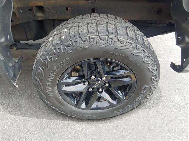 2023 Chevrolet Silverado 1500 4WD Crew Cab Short Bed Custom Trail Boss