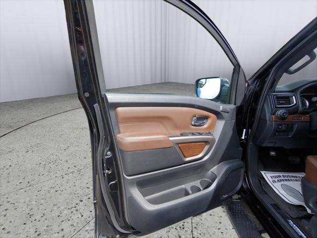2023 Nissan Titan Crew Cab Platinum Reserve 4x4