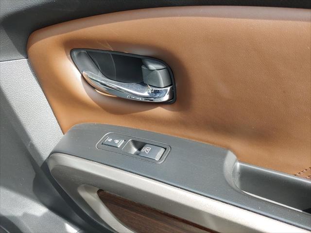 2023 Nissan Titan Crew Cab Platinum Reserve 4x4