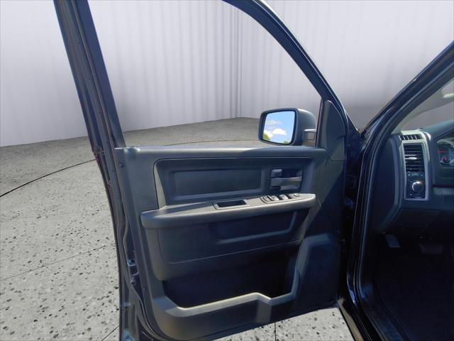2022 Ram 1500 Classic Tradesman Crew Cab 4x4 5'7" Box