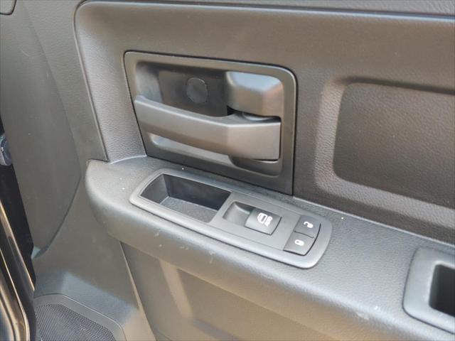 2022 Ram 1500 Classic Tradesman Crew Cab 4x4 5'7" Box
