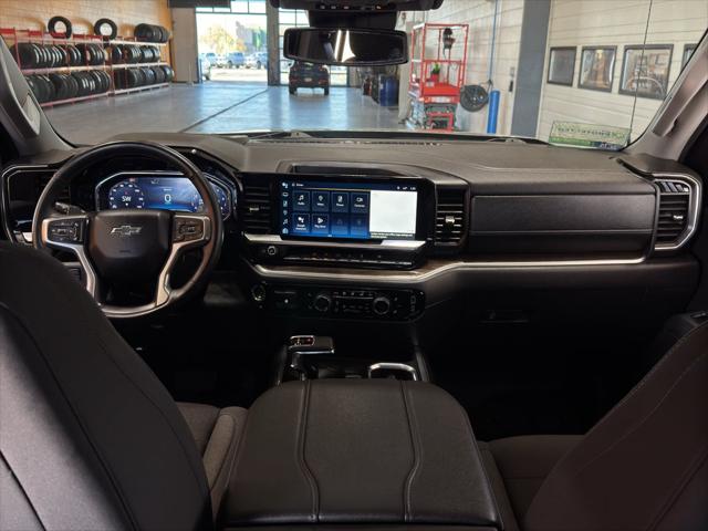 2025 Chevrolet Silverado 1500 4WD RST