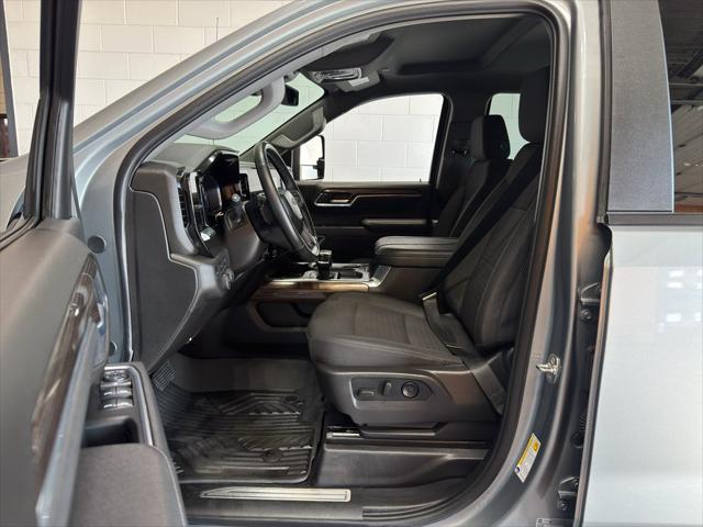 2025 Chevrolet Silverado 1500 4WD RST