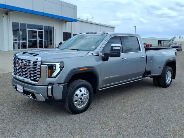 2026 GMC Sierra 3500HD Crew Cab, Long Bed, Denali Dual Rear Wheel, 4WD