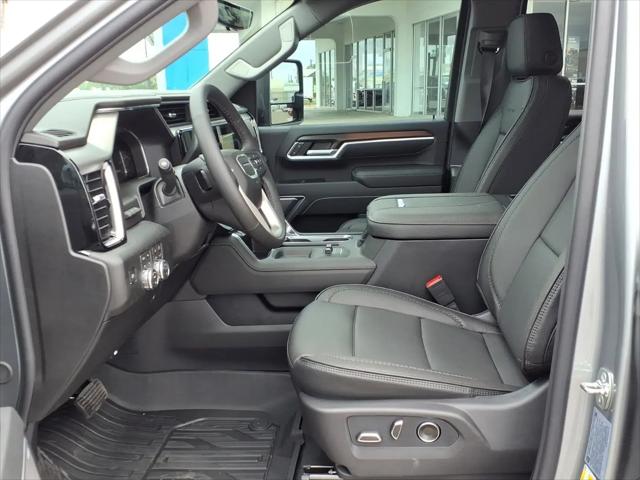 2026 GMC Sierra 3500HD Crew Cab, Long Bed, Denali Dual Rear Wheel, 4WD