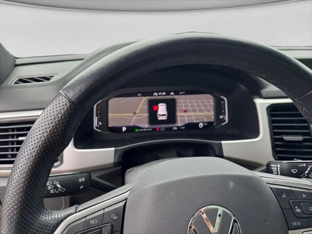 2023 Volkswagen Atlas Cross Sport 3.6L V6 SEL R-Line Black