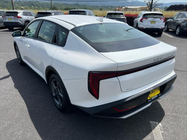 2025 Kia K4 LXS
