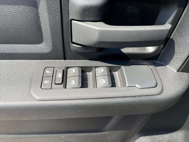 2025 Ram 2500 Tradesman Crew Cab 4x4 6'4" Box