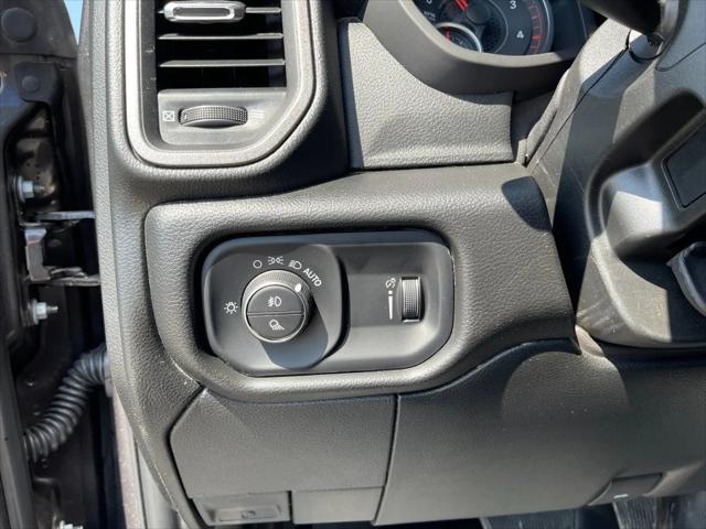 2025 Ram 2500 Tradesman Crew Cab 4x4 6'4" Box