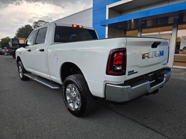 2025 RAM 2500 Big Horn Crew Cab 4x4 64 Box 2025 RAM 2500 Big Horn Crew Cab 4x4 64 Box