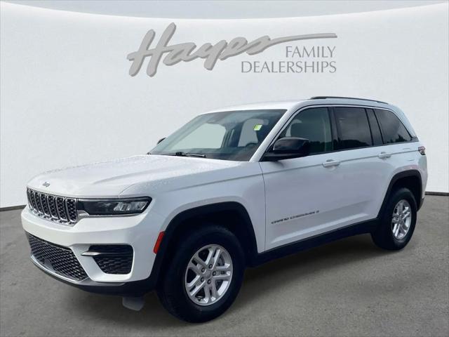 2023 Jeep Grand Cherokee Laredo 4x4