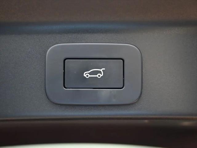 2025 Jaguar F-PACE R-Dynamic S P250 AWD Automatic