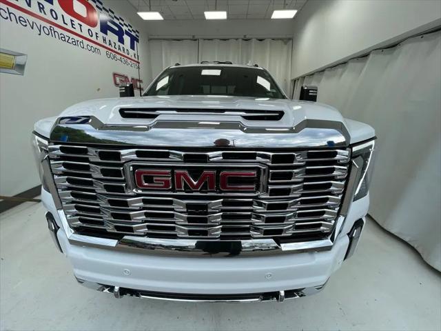 2026 GMC Sierra 2500HD Crew Cab, Standard Bed, Denali, 4WD