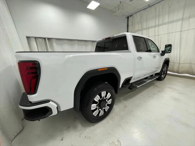 2026 GMC Sierra 2500HD Crew Cab, Standard Bed, Denali, 4WD