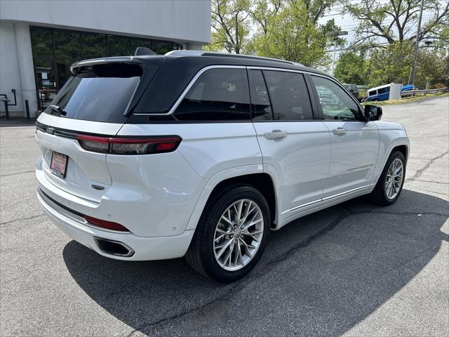 2022 Jeep Grand Cherokee Summit 4x4