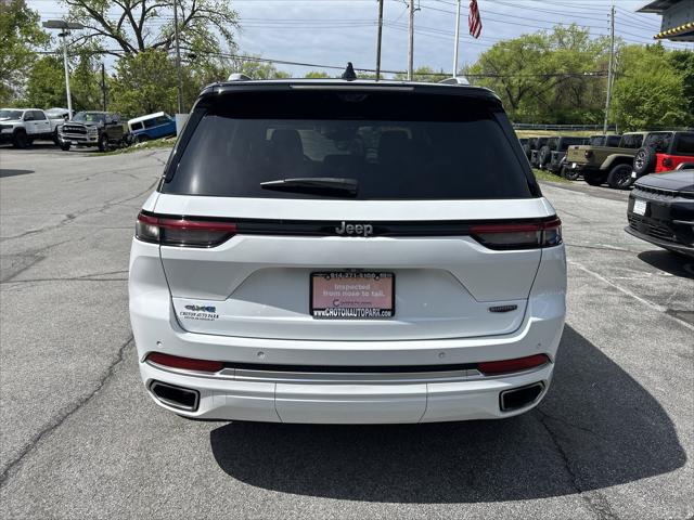 2022 Jeep Grand Cherokee Summit 4x4