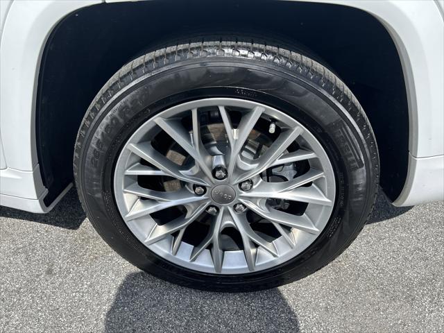 2022 Jeep Grand Cherokee Summit 4x4