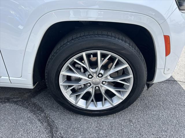 2022 Jeep Grand Cherokee Summit 4x4