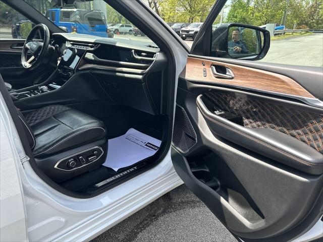 2022 Jeep Grand Cherokee Summit 4x4