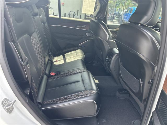 2022 Jeep Grand Cherokee Summit 4x4