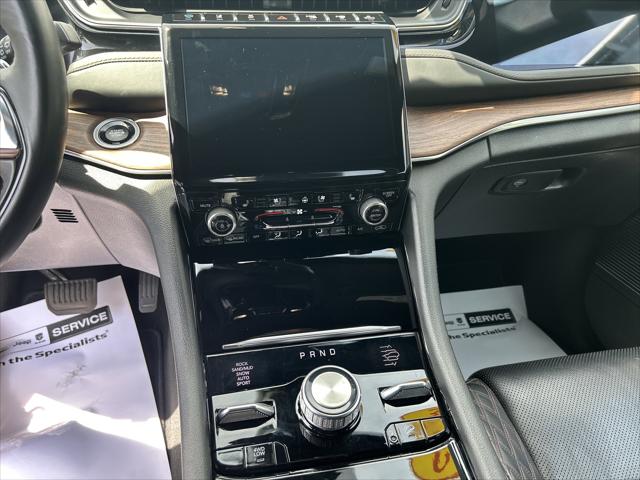 2022 Jeep Grand Cherokee Summit 4x4