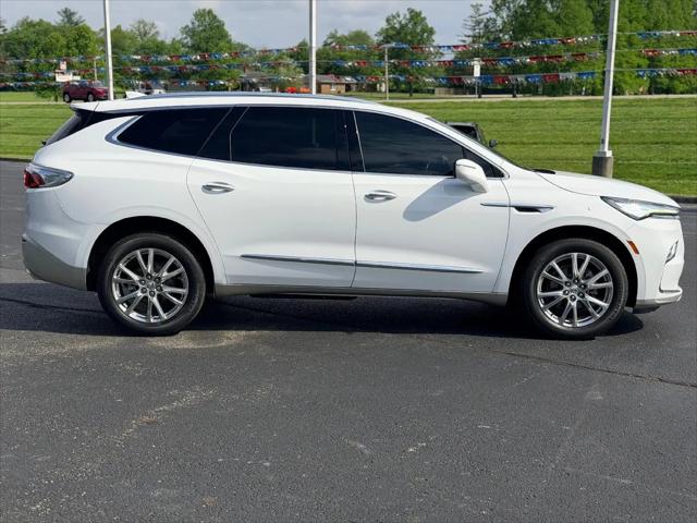 2023 Buick Enclave Essence FWD