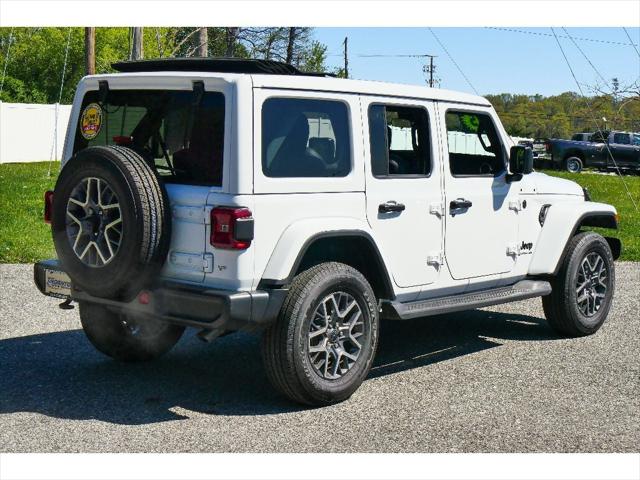 2025 Jeep Wrangler 4-Door Sahara 4x4