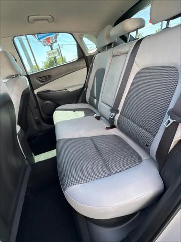2022 Hyundai Kona SE