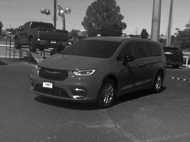 2023 Chrysler Pacifica Touring L for sale in El Paso, TX