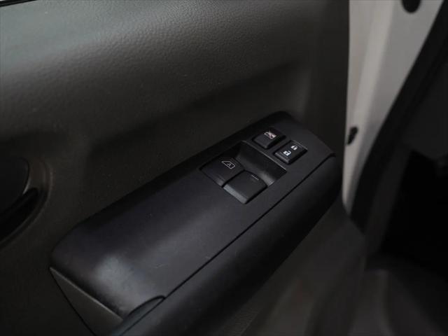 2020 Nissan 3500 S