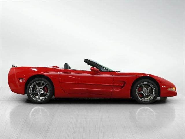 2001 Chevrolet Corvette Base