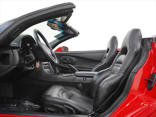 2001 Chevrolet Corvette Base