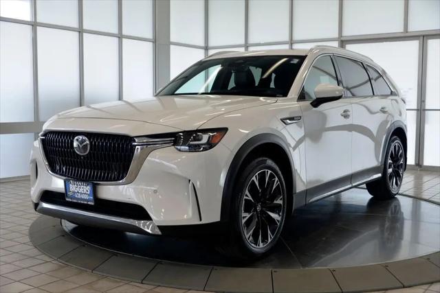 2024 Mazda X-90 Premium Plus