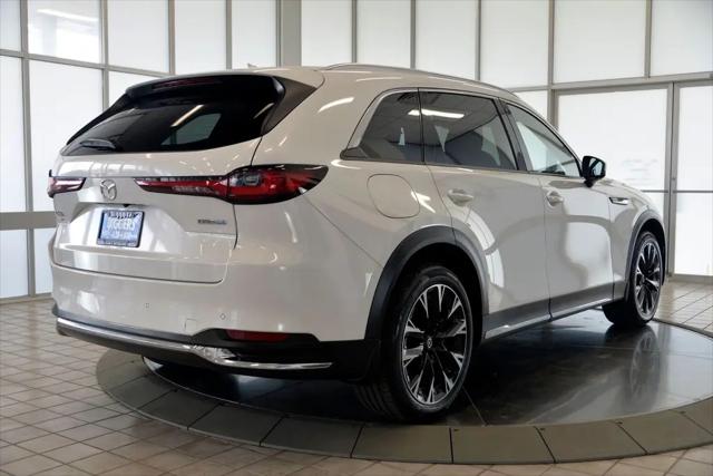 2024 Mazda X-90 Premium Plus