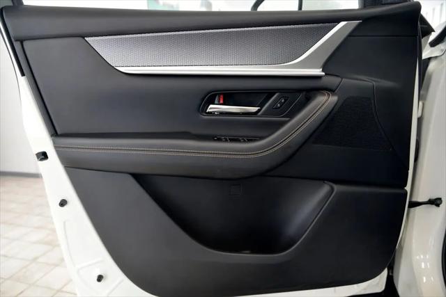 2024 Mazda X-90 Premium Plus