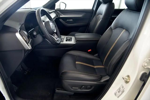 2024 Mazda X-90 Premium Plus