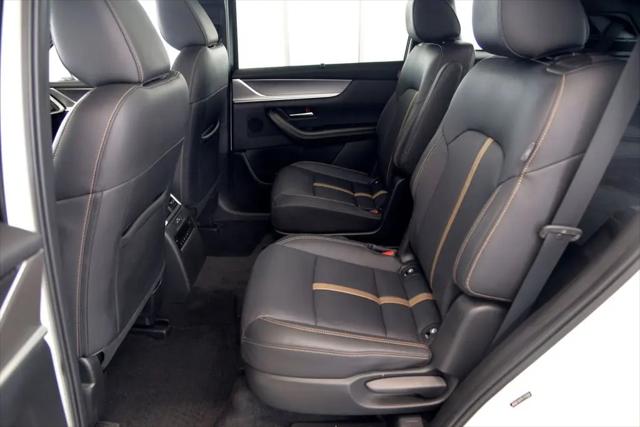 2024 Mazda X-90 Premium Plus
