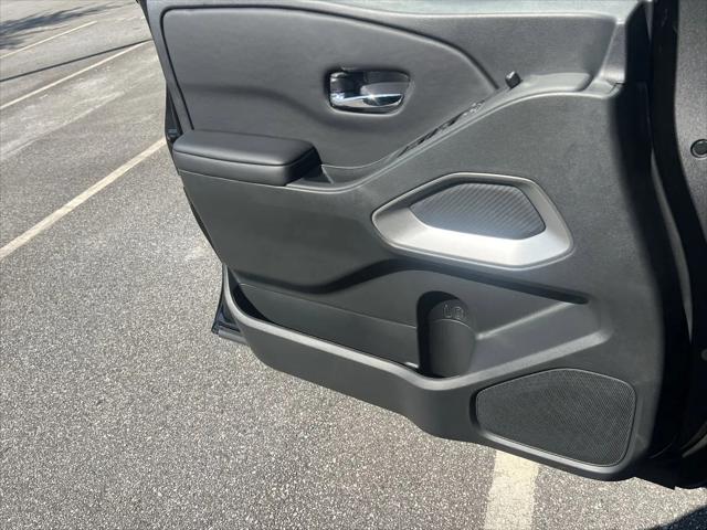 2026 Nissan Frontier Crew Cab SV 4x2