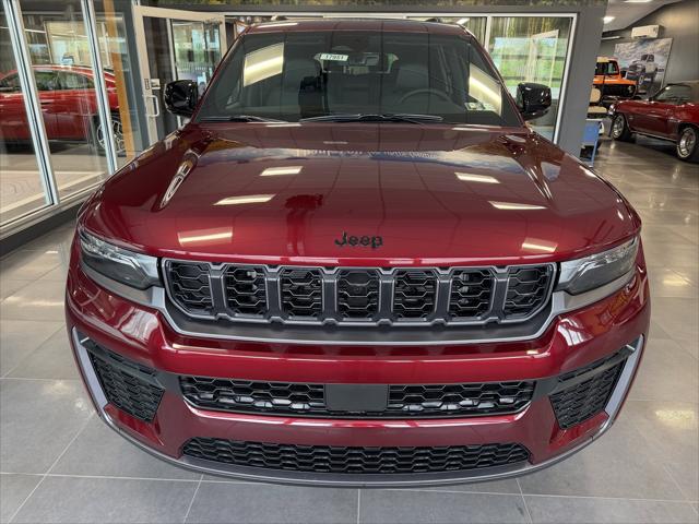 2026 Jeep Grand Cherokee GRAND CHEROKEE L LAREDO ALTITUDE 4X4 2026 Jeep Grand Cherokee GRAND CHEROKEE L LAREDO ALTITUDE 4X4