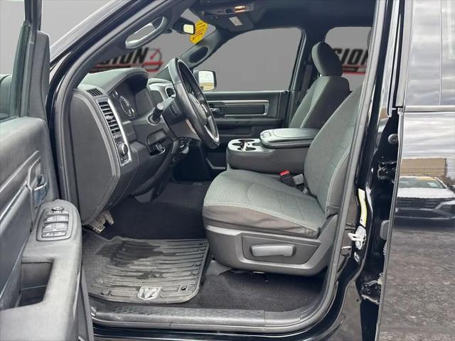 2023 Ram 1500 Classic Warlock Quad Cab 4x4 6'4" Box