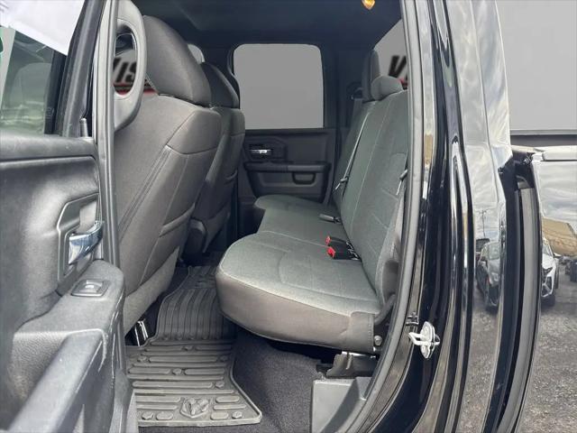 2023 Ram 1500 Classic Warlock Quad Cab 4x4 6'4" Box