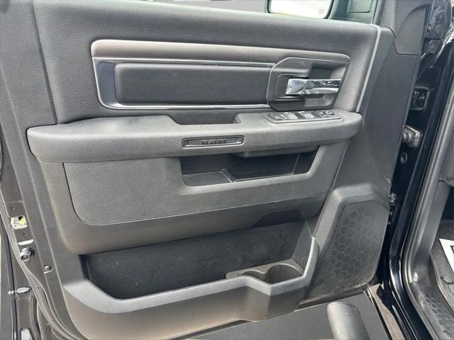 2023 Ram 1500 Classic Warlock Quad Cab 4x4 6'4" Box