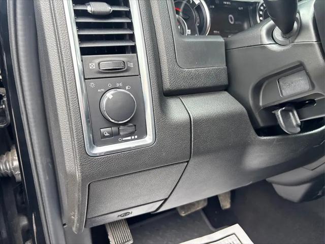 2023 Ram 1500 Classic Warlock Quad Cab 4x4 6'4" Box