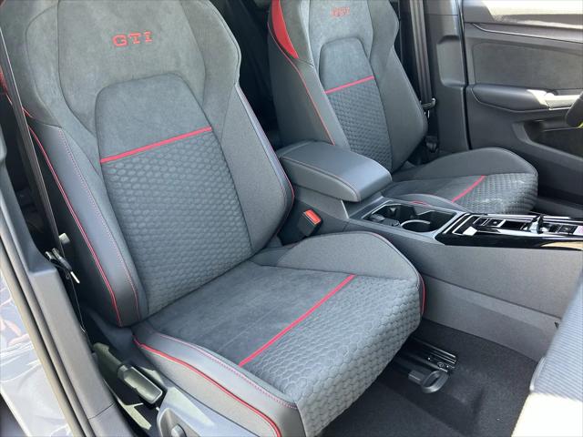 2026 Volkswagen Golf GTI SE