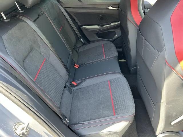 2026 Volkswagen Golf GTI SE