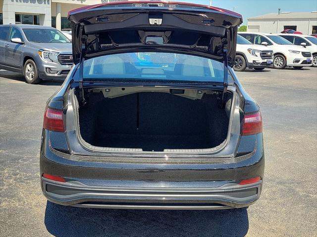 2025 Volkswagen Jetta 1.5T S